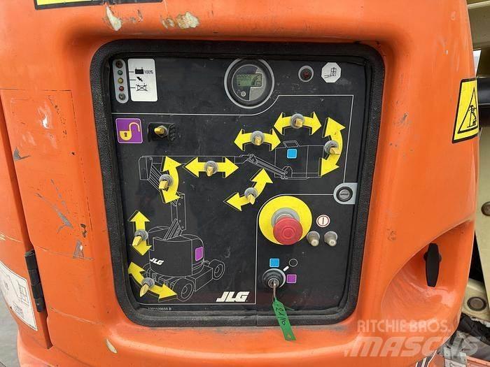 JLG E300AJP その他リフトとプラットフォーム