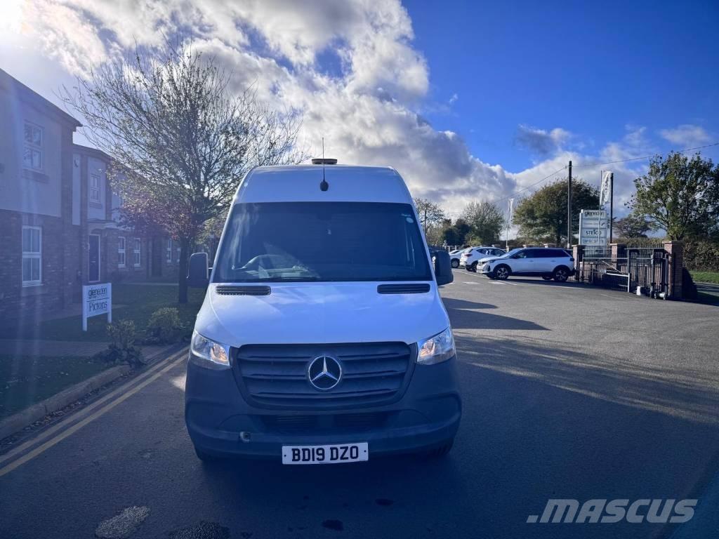 Mercedes-Benz 314 パネルバン