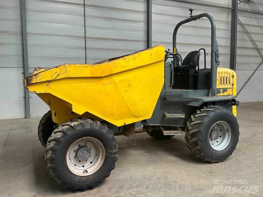 Wacker Neuson DW 90 サイト　ダンプ