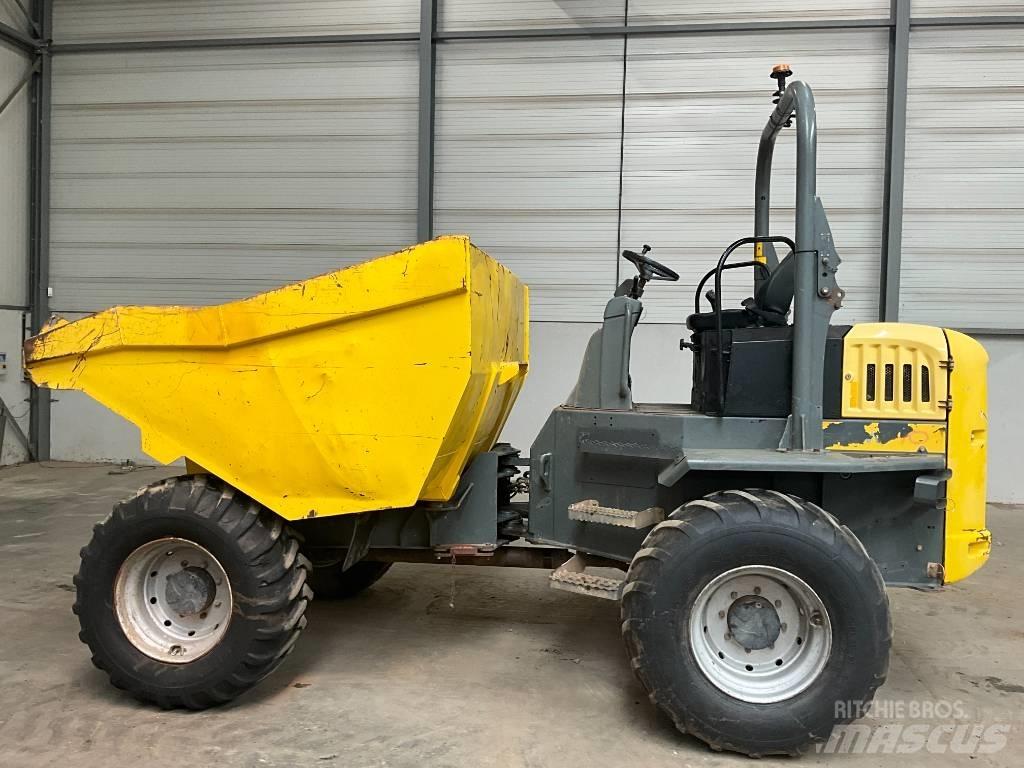 Wacker Neuson DW 90 サイト　ダンプ
