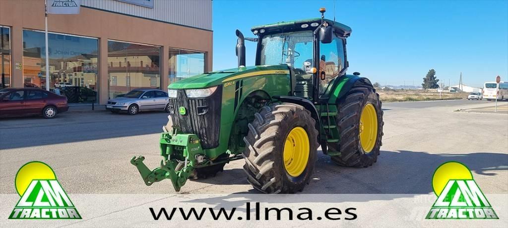 John Deere 8260 R トラクター