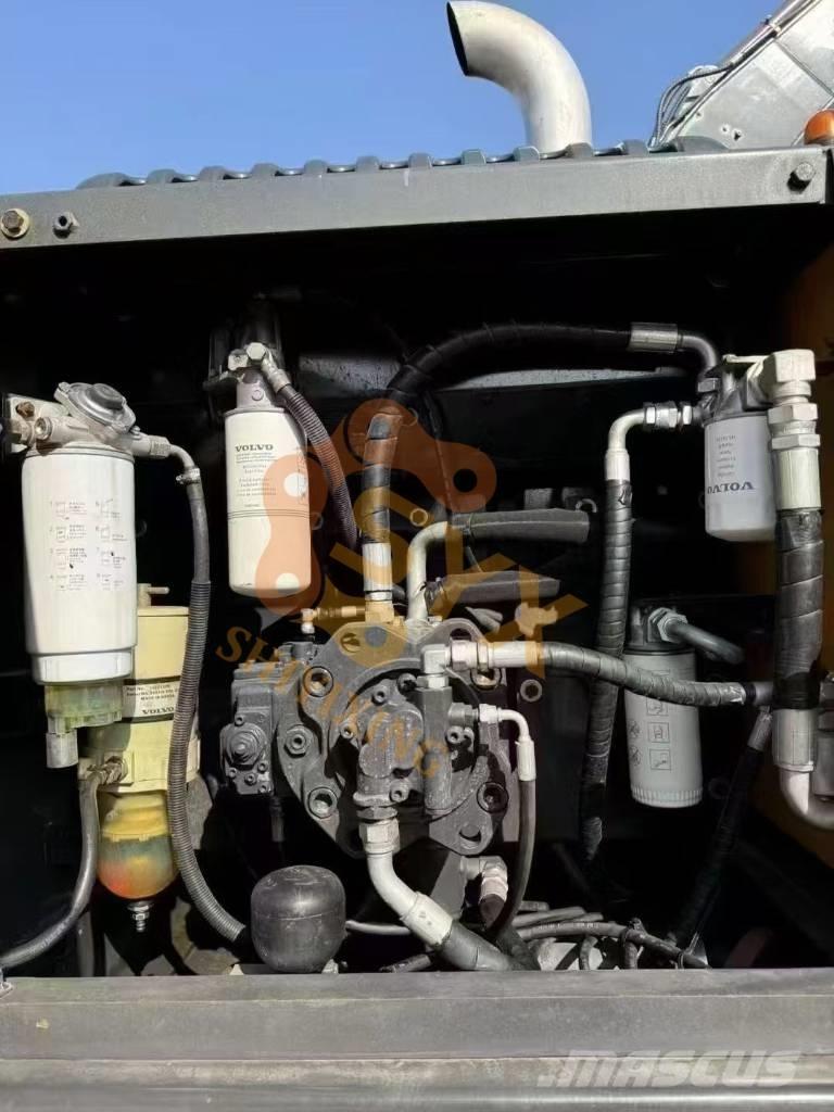 Volvo EC 240 D 大型油圧ショベル12t以上（パワーショベル・ユンボ）