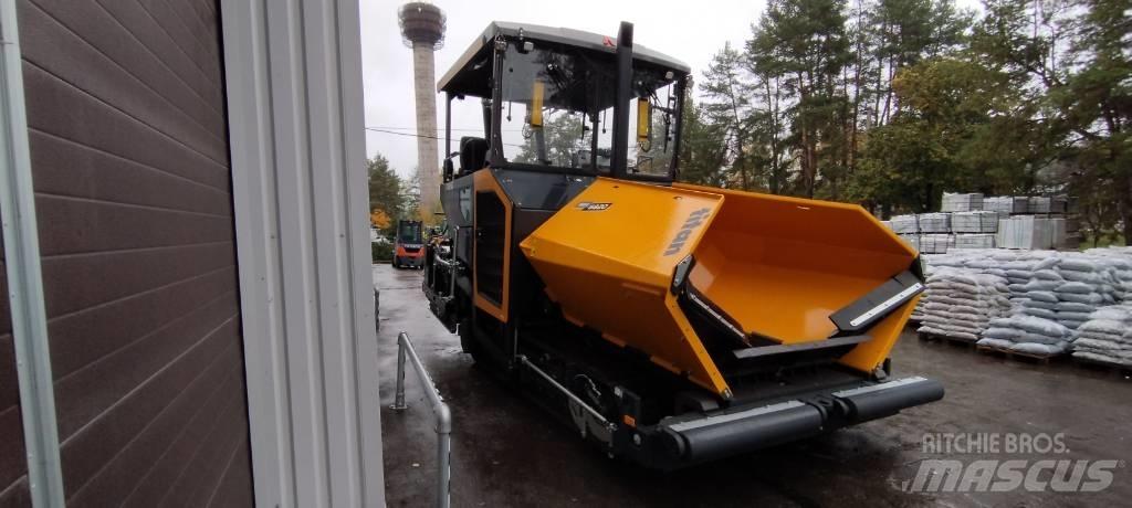 ABG 6820 アスファルトフィニッシャ