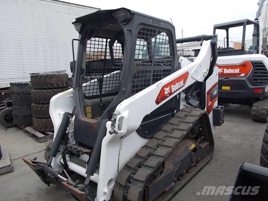 Bobcat T66 スキッドステアローダー