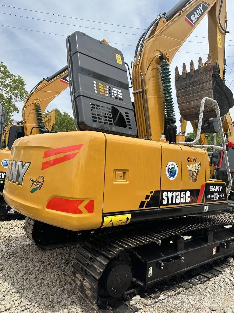 Sany SY 135 C 大型油圧ショベル12t以上（パワーショベル・ユンボ）