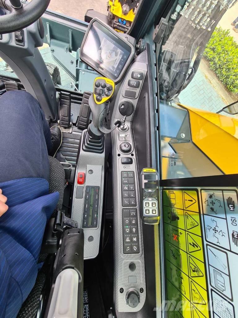 Hyundai HW 100 A ホイール式油圧ショベル（パワーショベル・ユンボ・バックホー）