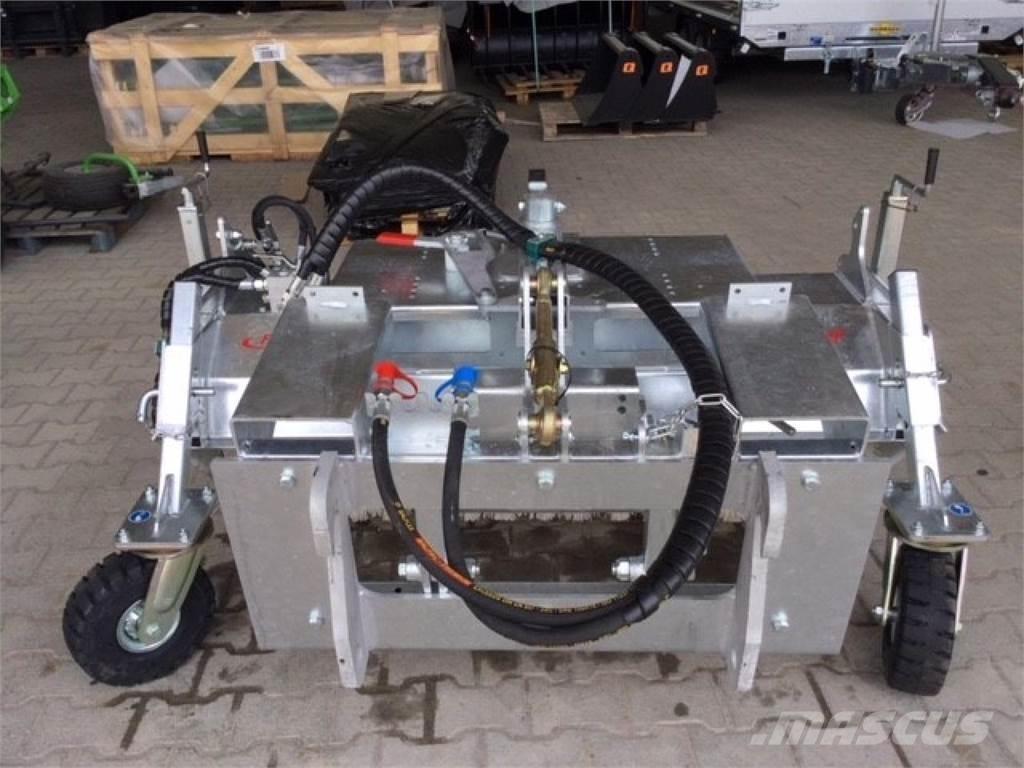 Fliegl Typ 500 路面清掃機