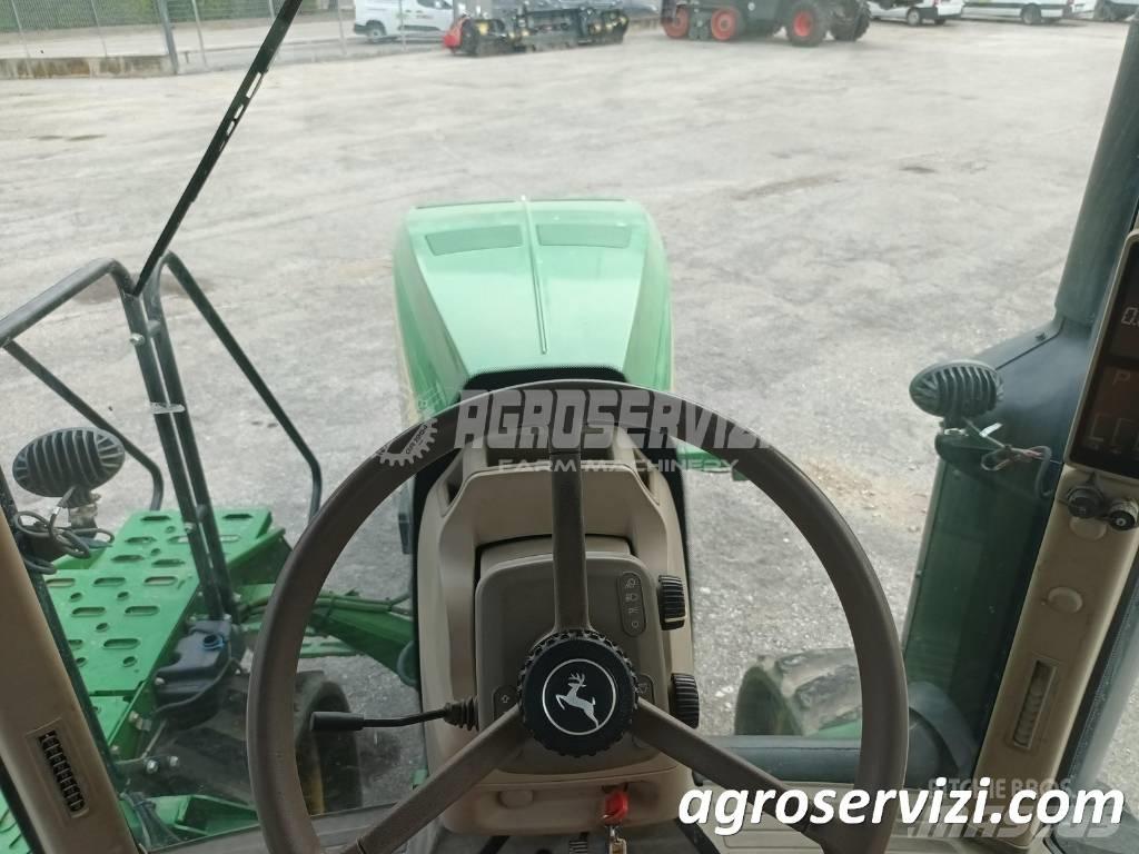 John Deere 8310 RT トラクター