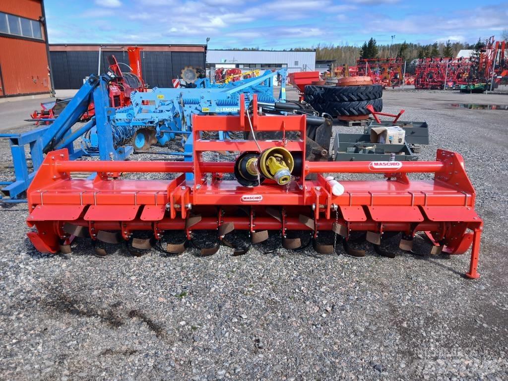 Maschio C 300 パワーハローとロータリーハロー