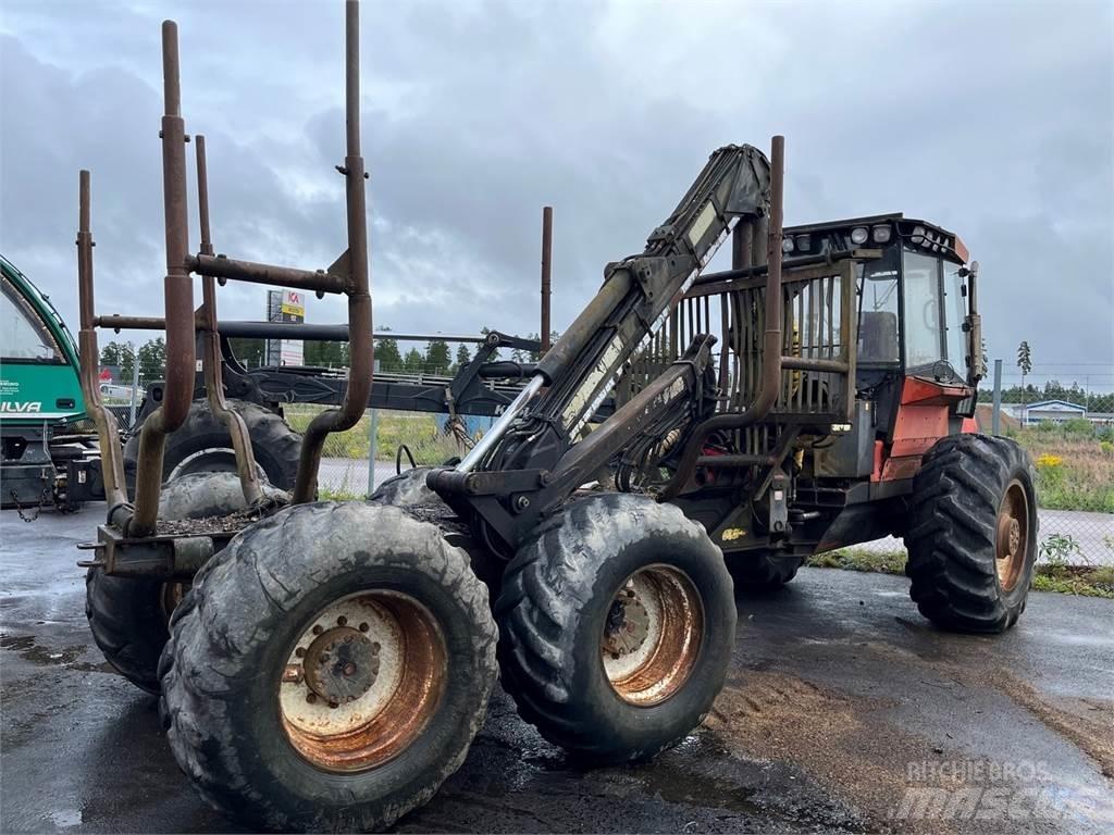 Valmet 836 フォワーダー