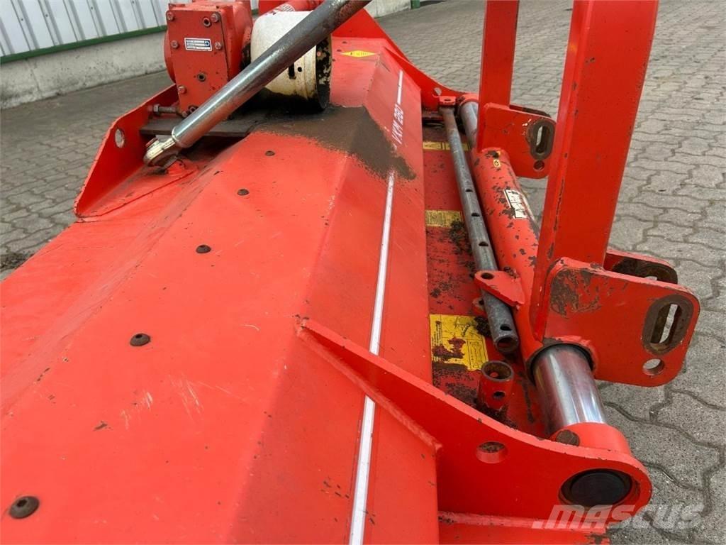 Kuhn VKM 280 その他飼料収穫設備