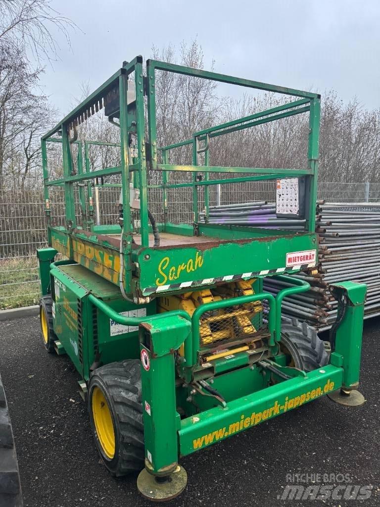 SkyJack SJ 6826 RT シザースリフト