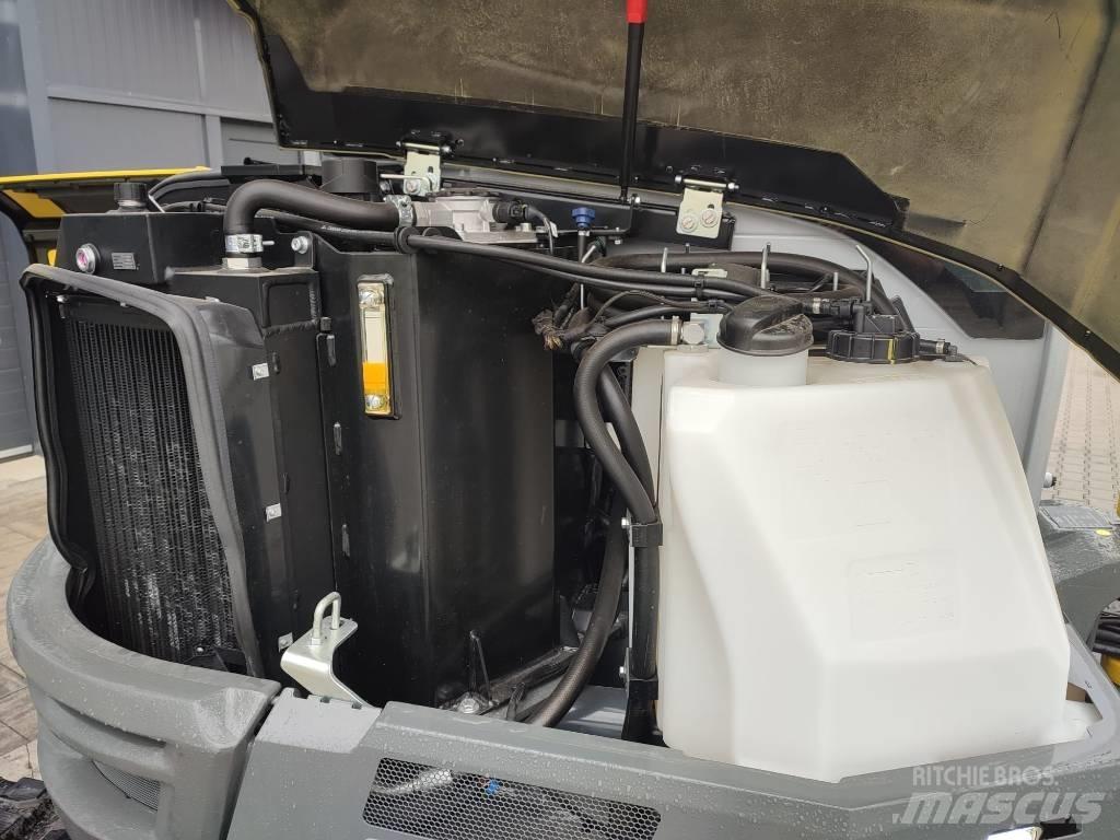 Wacker Neuson EZ 50 中型油圧ショベル 7ｔ-12ｔ（ユンボ・パワーショベル・バックホー）
