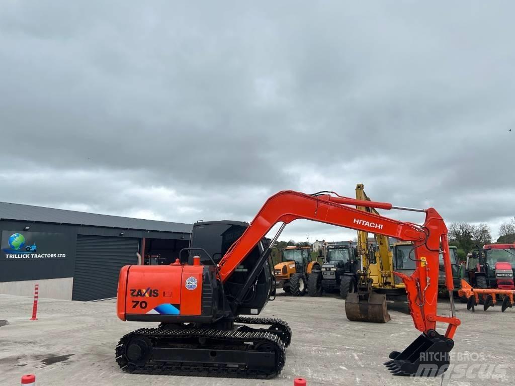 Hitachi Zaxis 70 中型油圧ショベル 7ｔ-12ｔ（ユンボ・パワーショベル・バックホー）