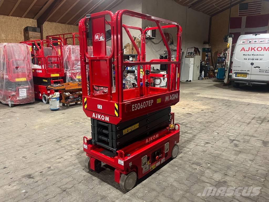 Magni ES 0607 DC シザースリフト