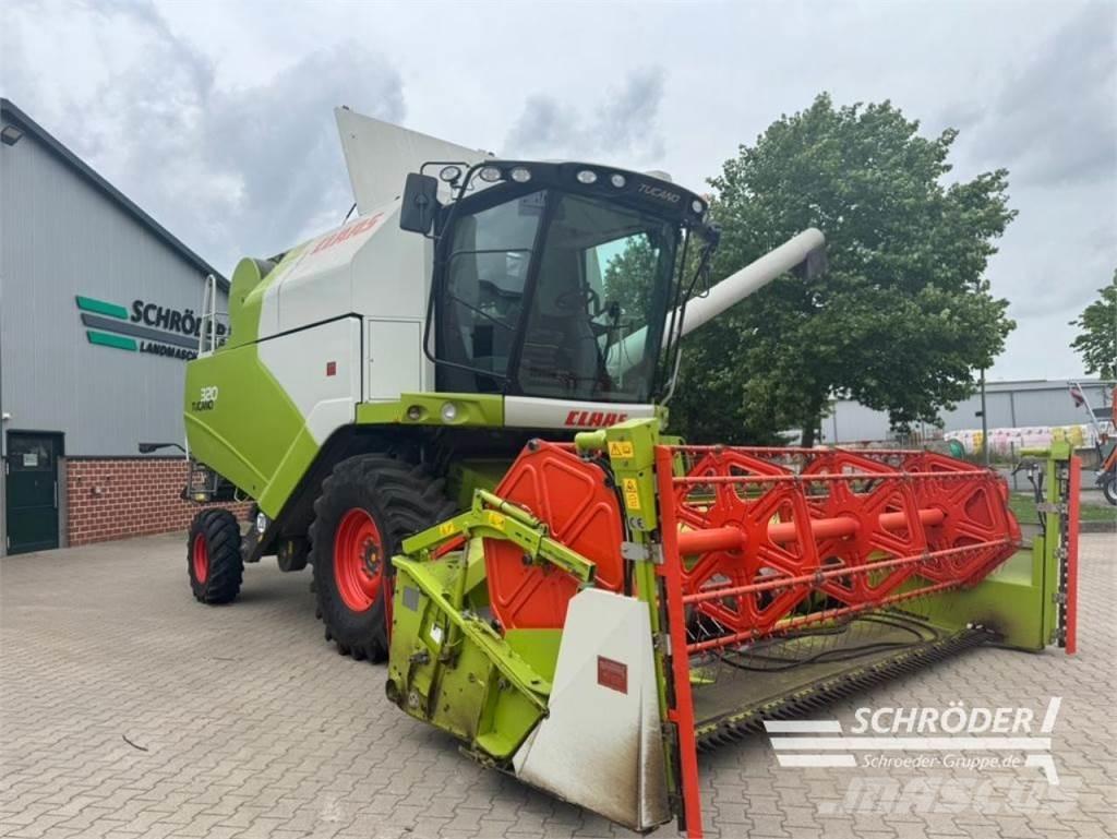 CLAAS TUCANO 320 コンバイン