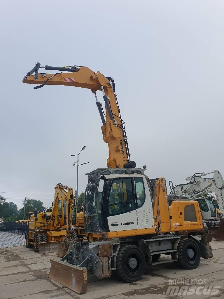 Liebherr LH 22 M 廃棄物／工業産廃処理機