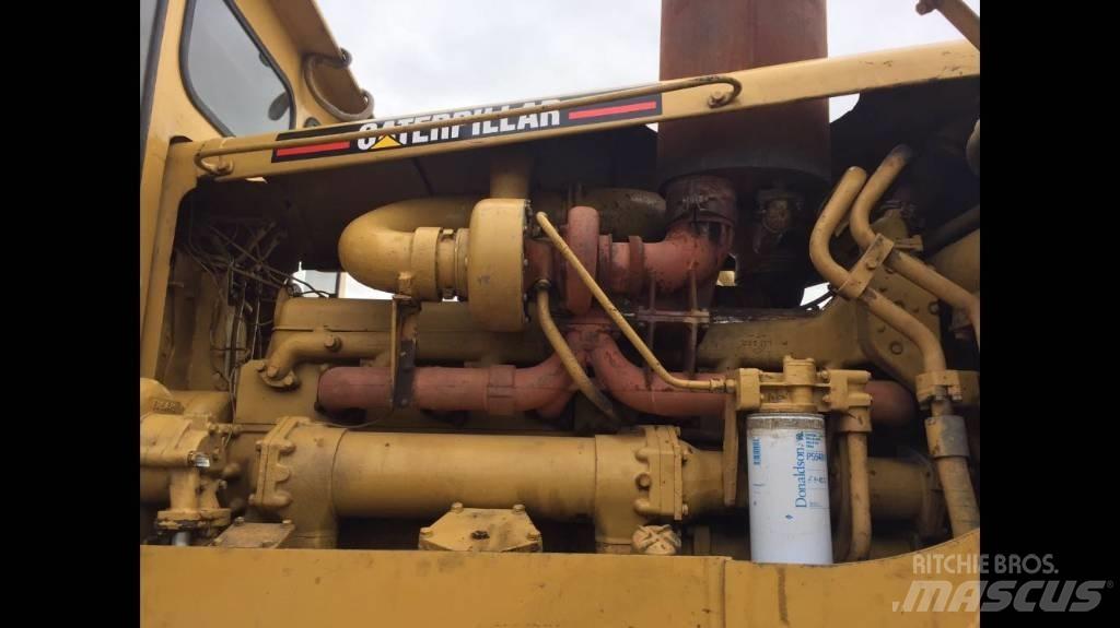 CAT D 9 G ブルドーザー