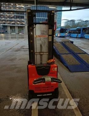 Toyota BT SWE 120 L ハンド　パレットトラック