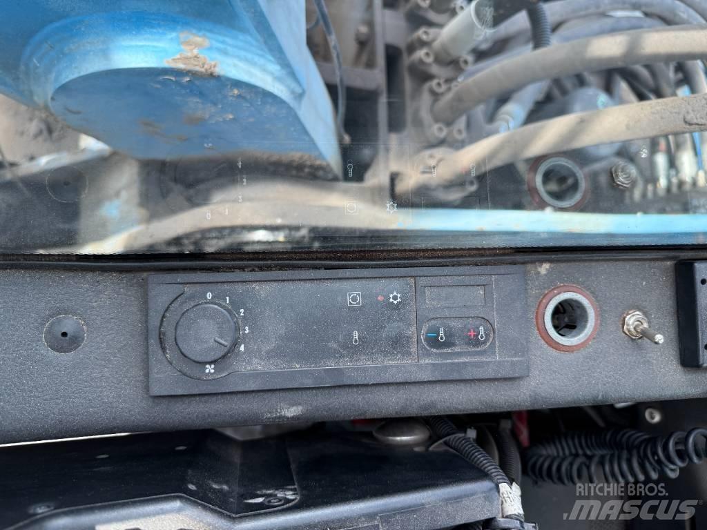 Terex Fuchs MHL334 林業油圧ショベル（パワーショベル・ユンボ・バックホー）