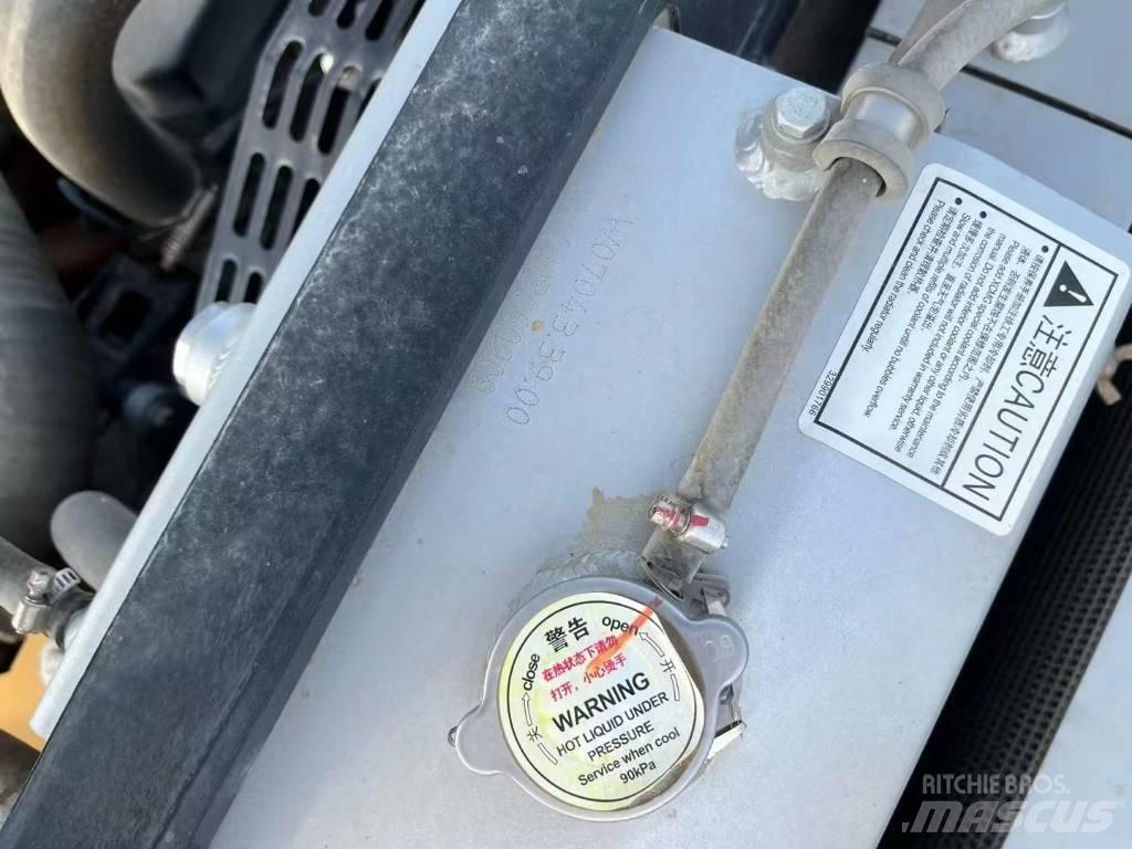 XCMG XE200DA 大型油圧ショベル12t以上（パワーショベル・ユンボ）
