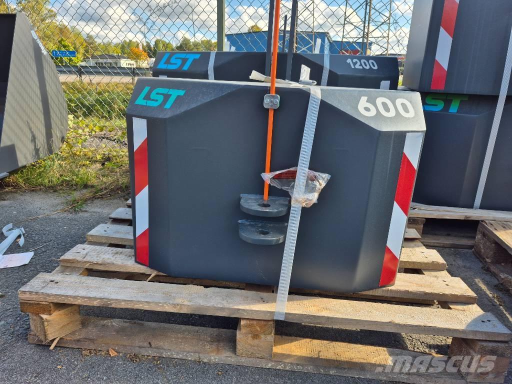 LST Frontvikt 600kg 農業機械 -　その他