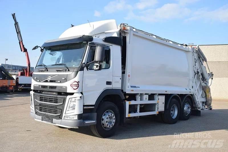 Volvo FM 330 塵芥車、パッカー車