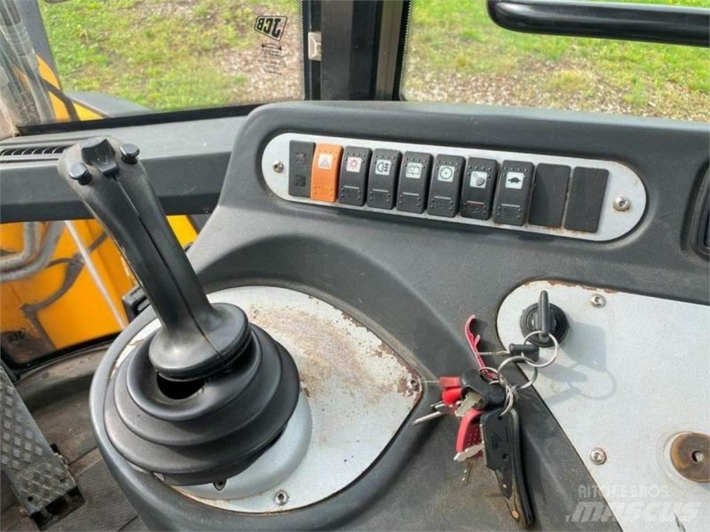 JCB 426E AGRI HT ホイールローダー・タイヤショベル