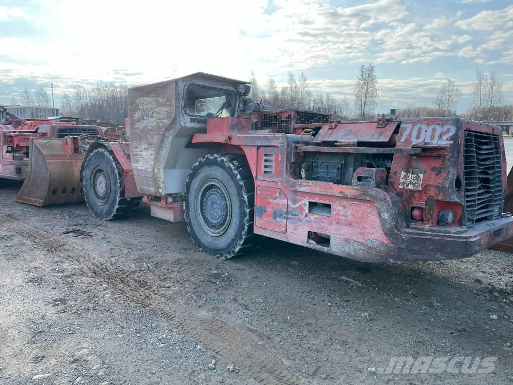 Sandvik LH 307 地下ローダー