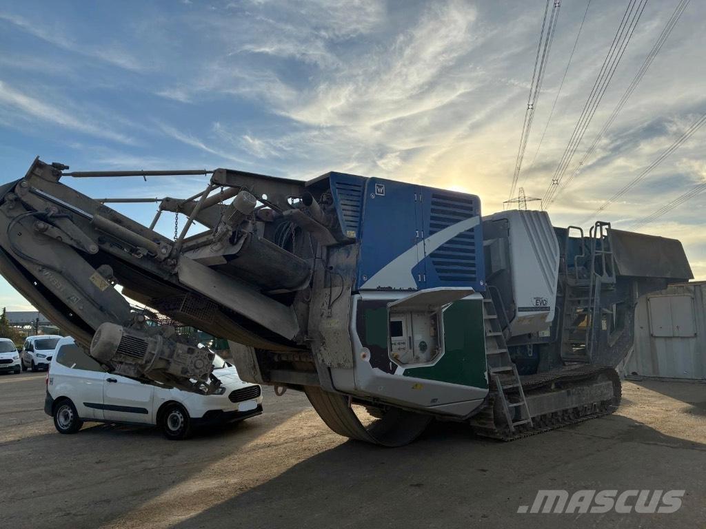 Kleemann MC110i Evo2 自走式クラッシャー