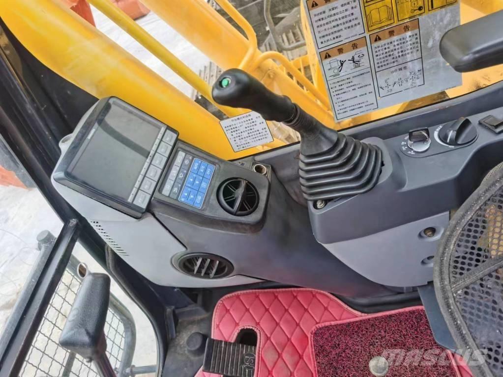 Komatsu PC 200-8 大型油圧ショベル12t以上（パワーショベル・ユンボ）