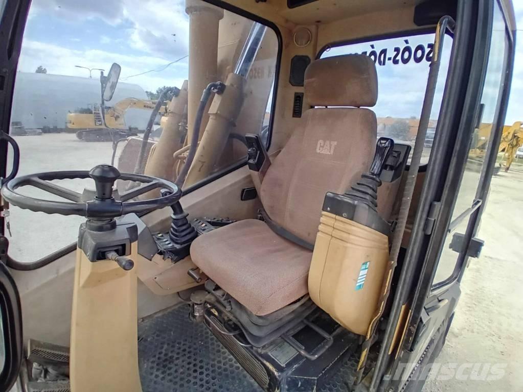 CAT M 315 ホイール式油圧ショベル（パワーショベル・ユンボ・バックホー）