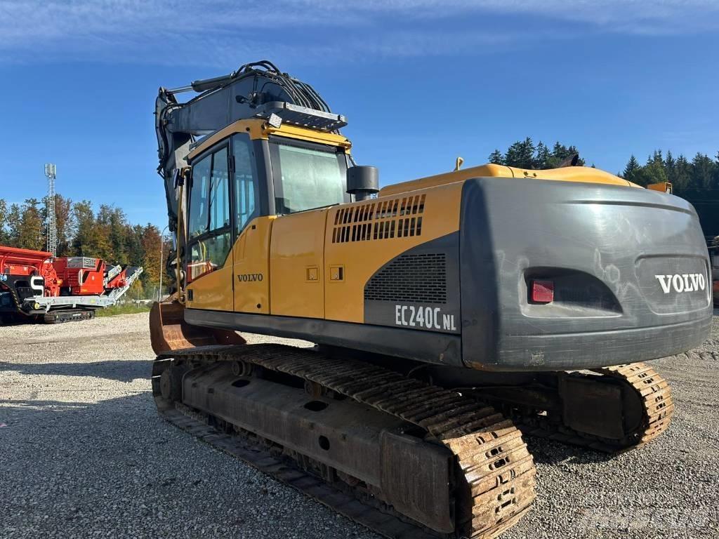Volvo EC 240 C N L 大型油圧ショベル12t以上（パワーショベル・ユンボ）
