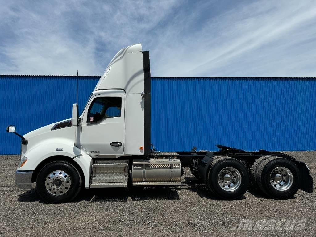Kenworth T 680 中古トラクターヘッド | トレーラーヘッド