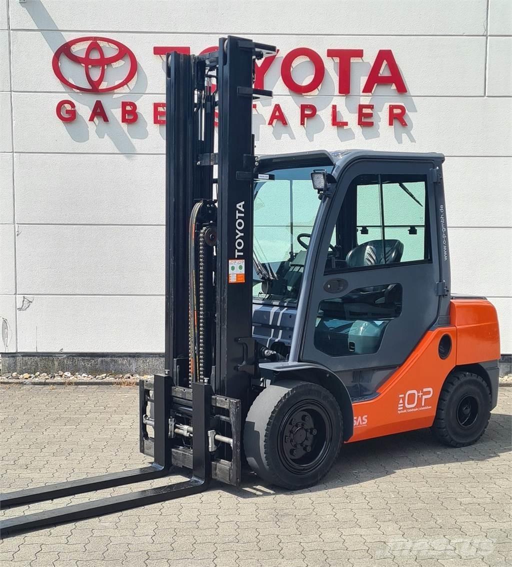 Toyota 02-8FDJF35 ディーゼル・軽油