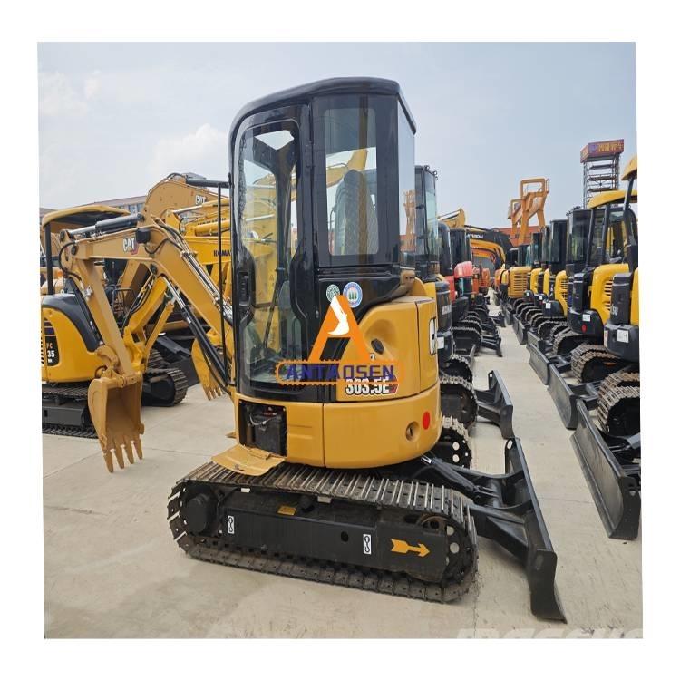 CAT 303.5 E CR ミニ油圧ショベル 7t以下（ミニユンボ・ミニディガー）