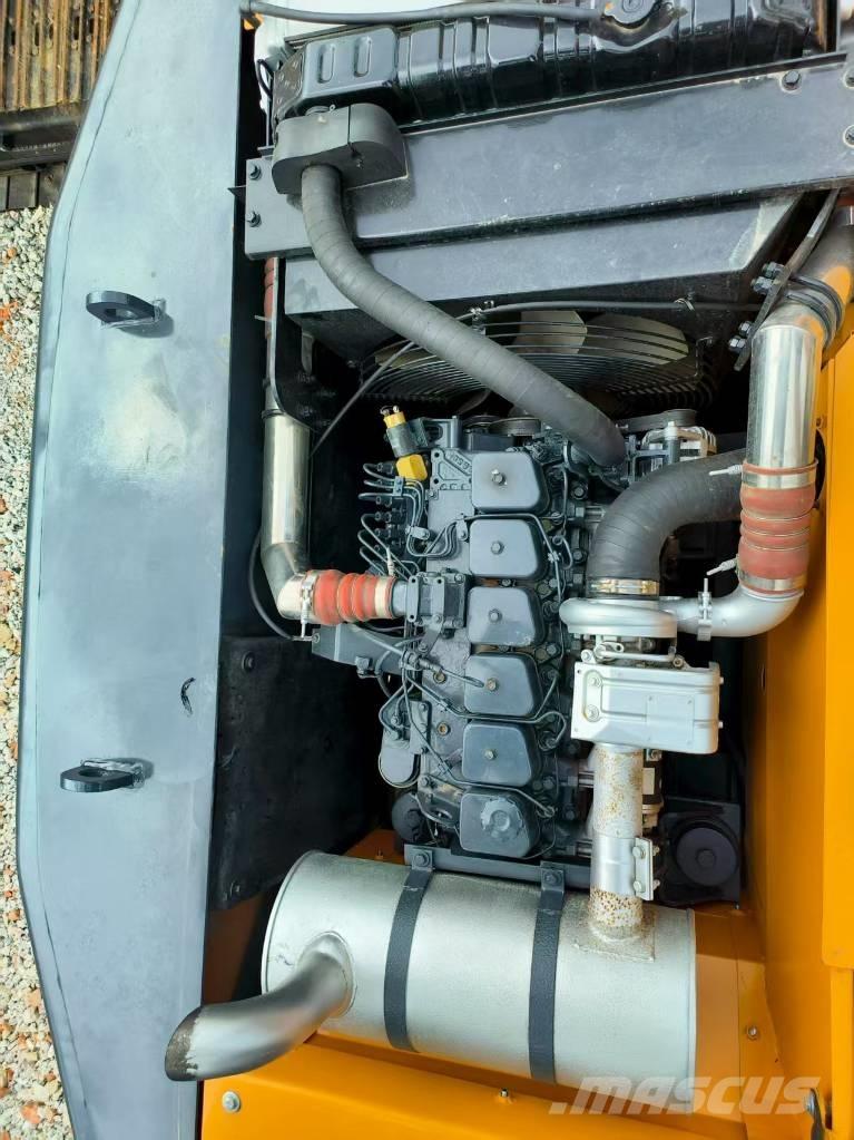 Hyundai HX220HD 中型油圧ショベル 7ｔ-12ｔ（ユンボ・パワーショベル・バックホー）