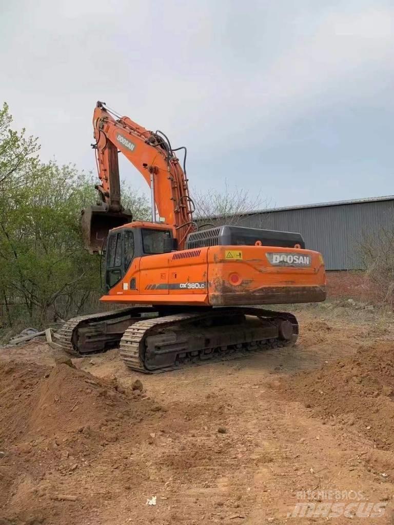 Doosan DX 380 LC 大型油圧ショベル12t以上（パワーショベル・ユンボ）