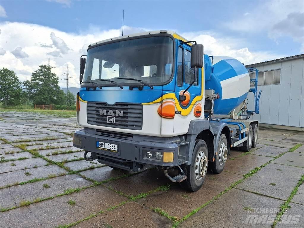 MAN 32.364 VFC 8X4 キャブ付きシャーシ