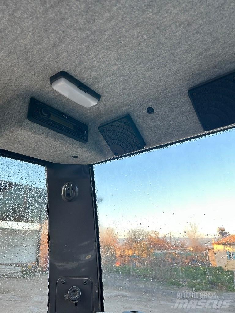 Volvo ECR 35 D ミニ油圧ショベル 7t以下（ミニユンボ・ミニディガー）