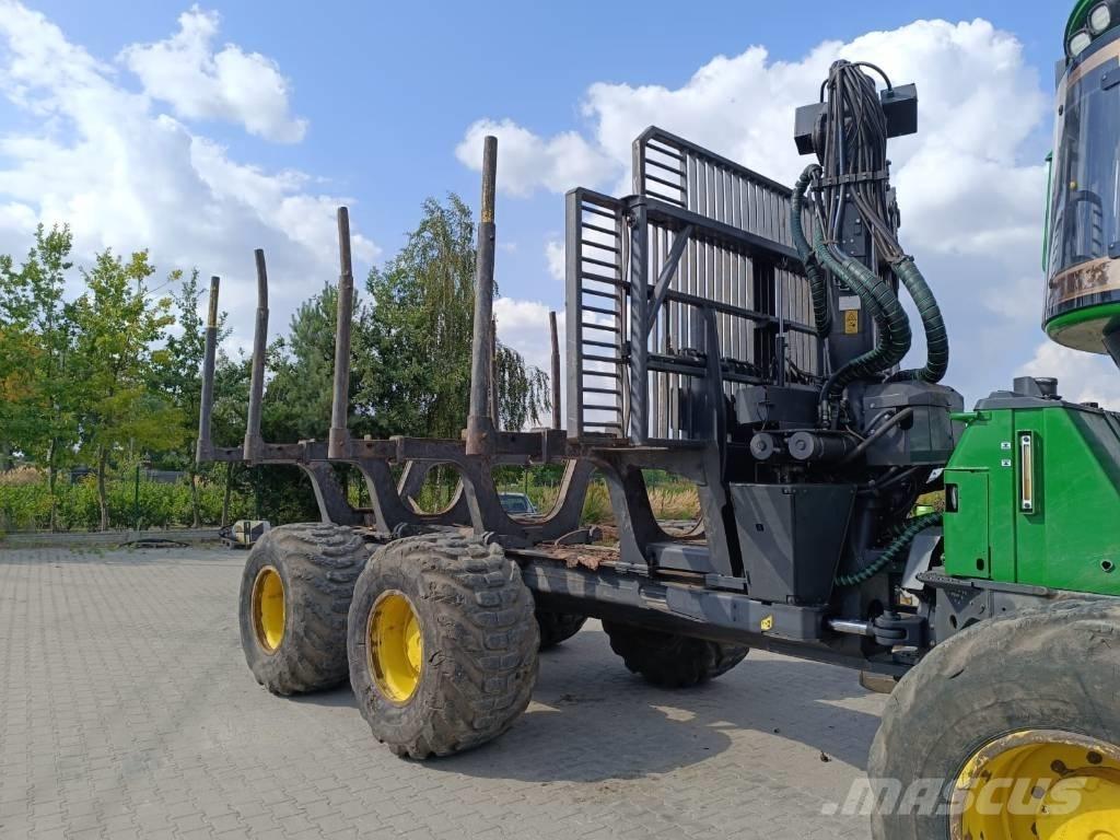 John Deere 1510 G フォワーダー
