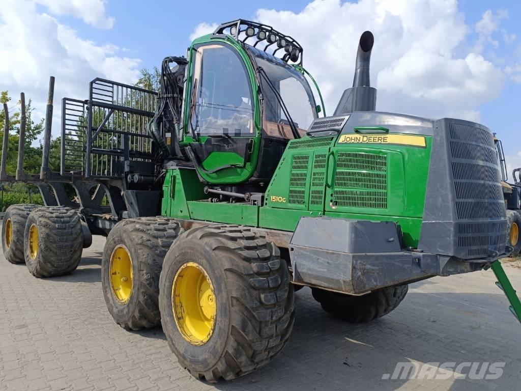 John Deere 1510 G フォワーダー