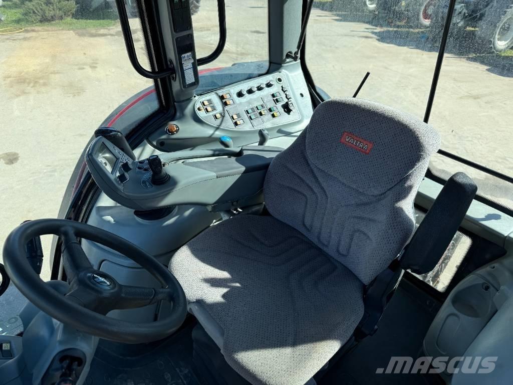 Valtra T 191 トラクター