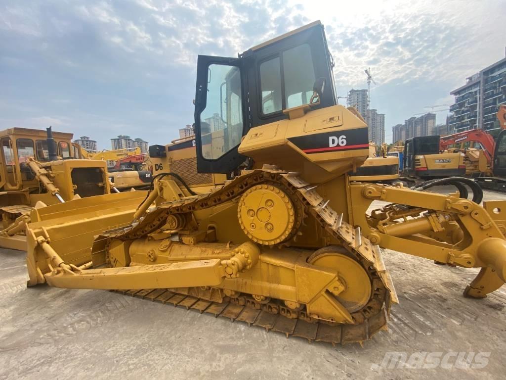 CAT D6R ブルドーザー