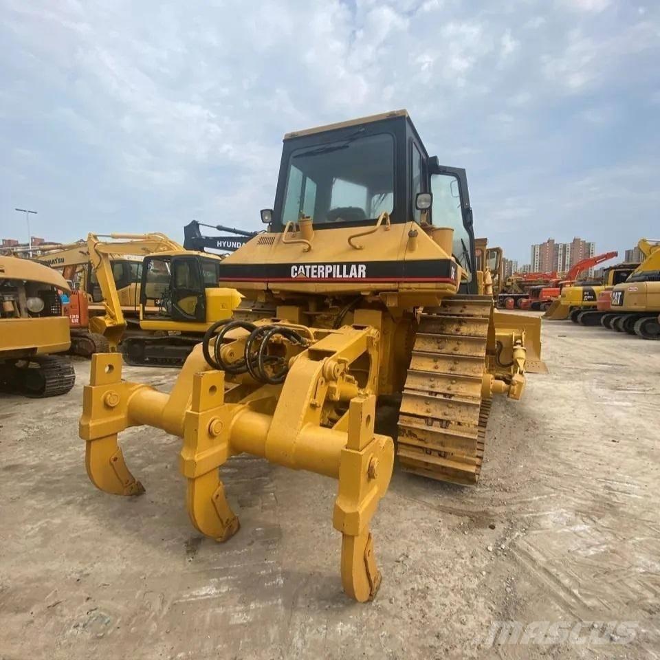 CAT D6R ブルドーザー