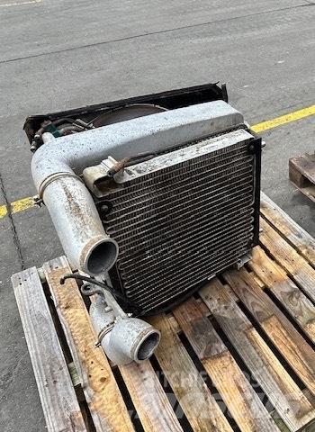 Volvo A 40 D COOLER ラジエター