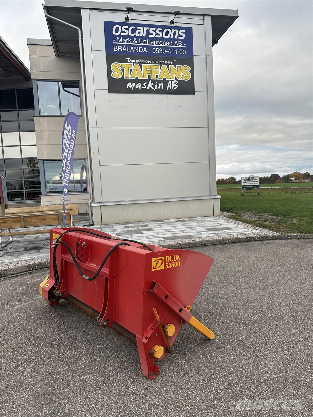 Duun SA 800 砂と塩撒き専用車