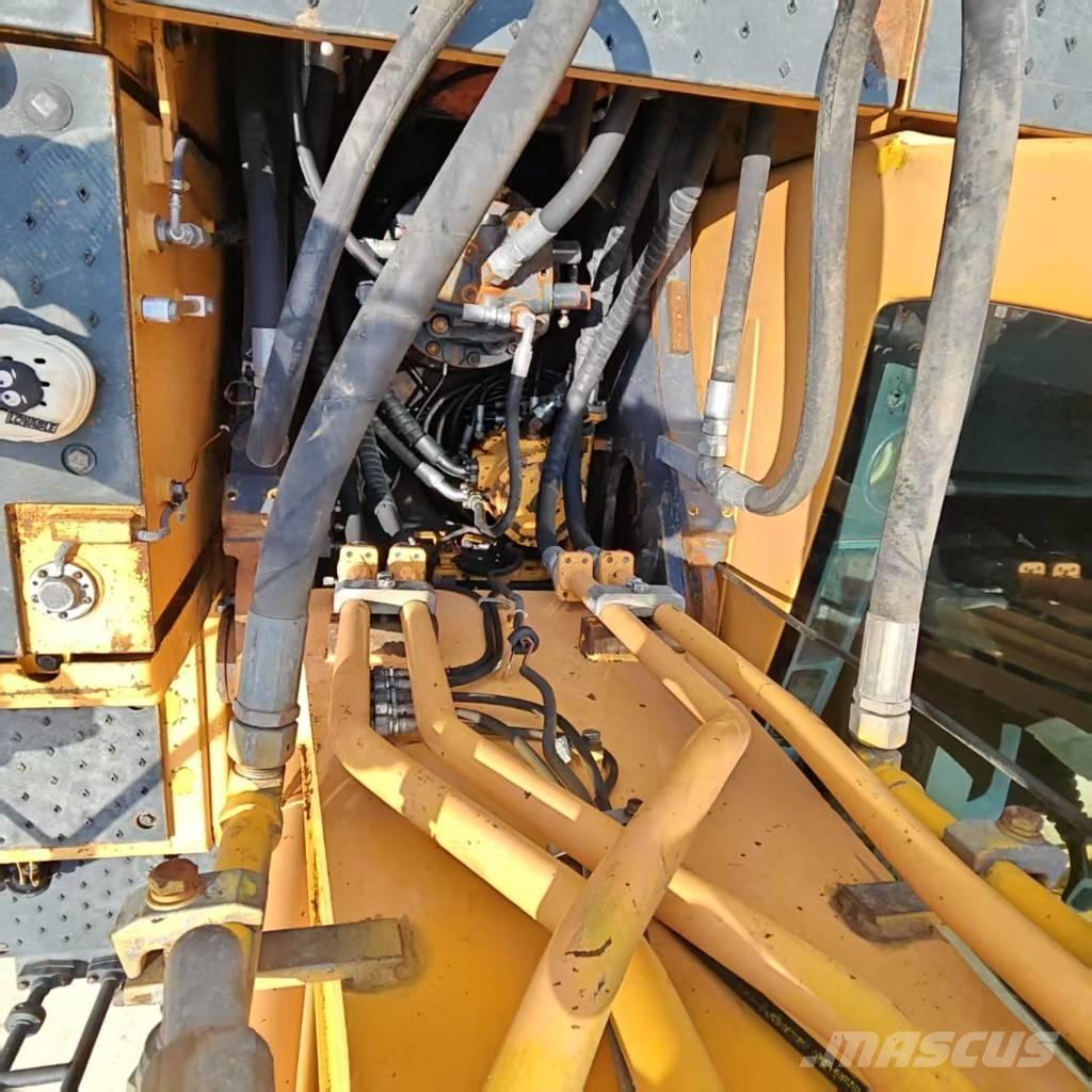 Hyundai R210W-9 ホイール式油圧ショベル（パワーショベル・ユンボ・バックホー）