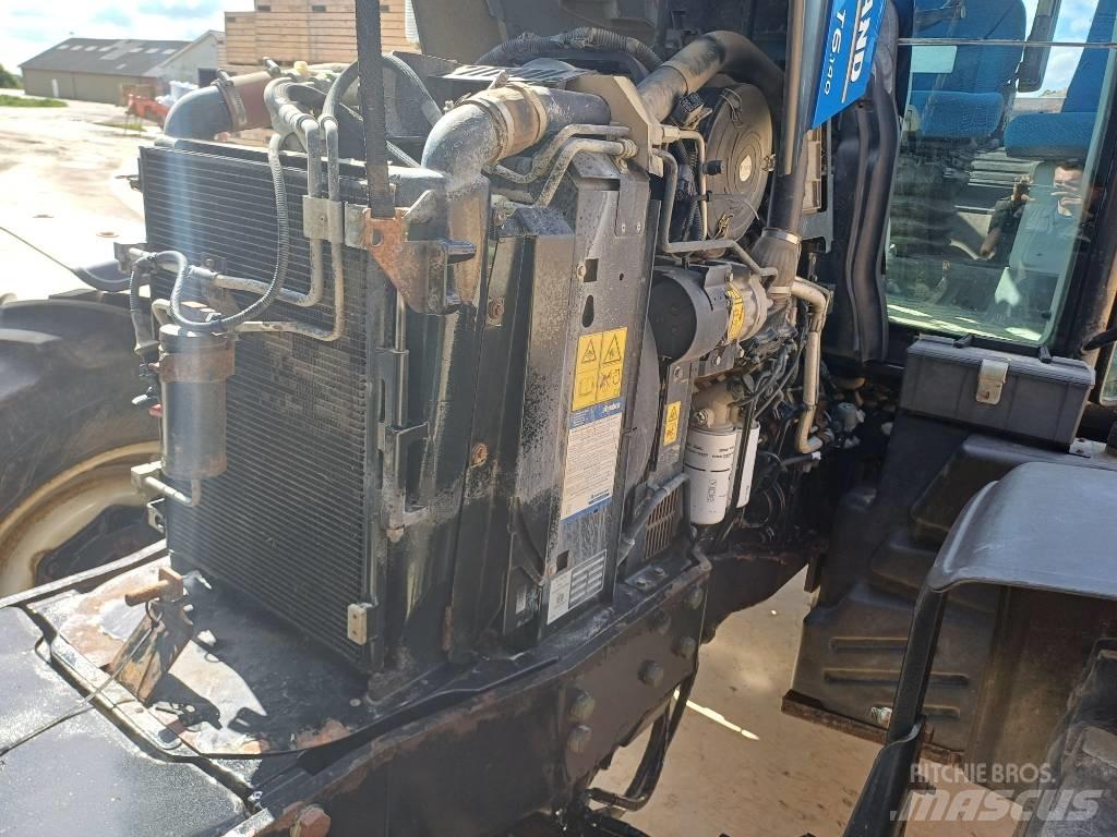 New Holland T6.140AC トラクター
