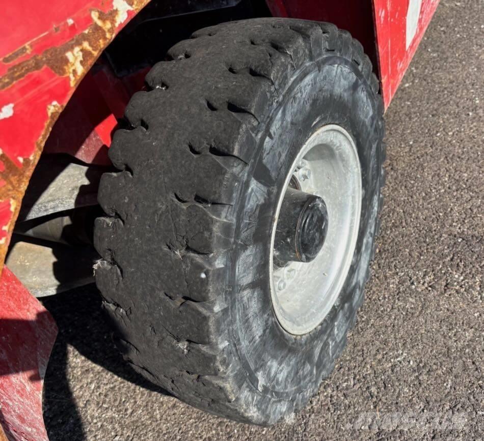 Manitou MI 35 D ディーゼル・軽油
